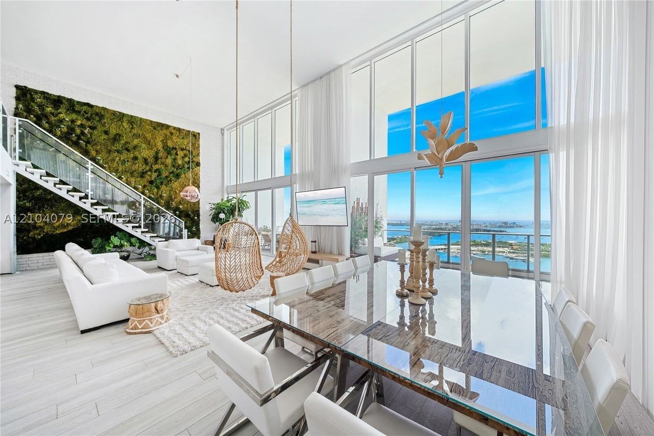 1040 Biscayne Blvd #4602 - Photo 7 of 33