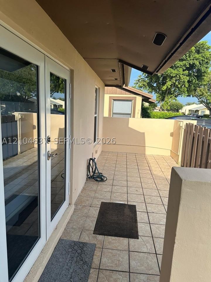 12411 Sw 110th S Canal Street Rd #0 - Photo 5 of 29
