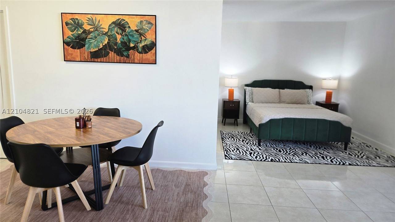 1000 West Ave #1204 - Photo 6 of 26