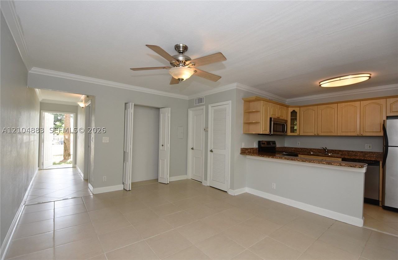 1401 Ne 53rd St #109 - Photo 2 of 19