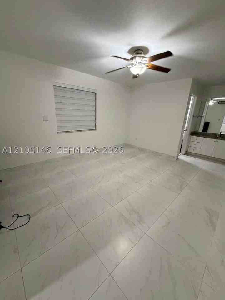 13707 Sw 12th St #1 - Photo 6 of 9