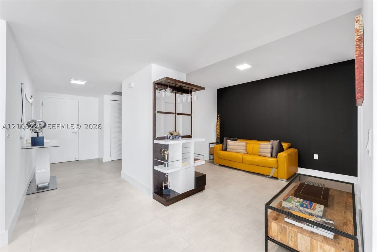 300 Sunny Isles Blvd #4-1603 - Photo 3 of 32