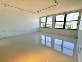 2899 Collins Ave #904 - Photo 1 of 1