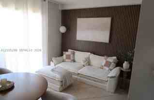 2201 W 52nd St #102 - Photo 1 of 1