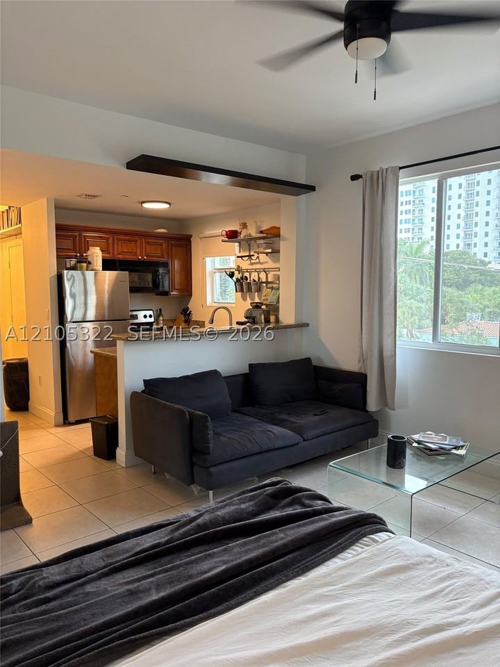 400 Sw 2nd St #307 - Photo 4 of 14