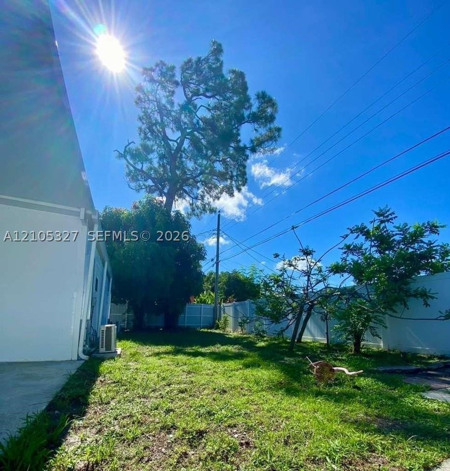 7110 Hope St - Photo 7 of 7