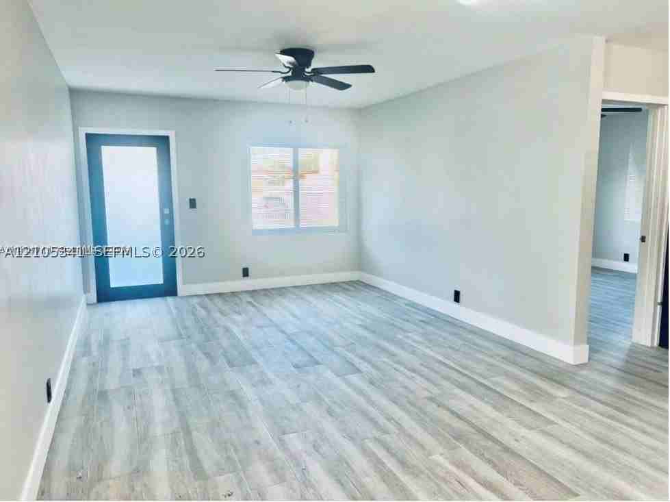 3110 Sw 19th Ter #3110 - Photo 3 of 3