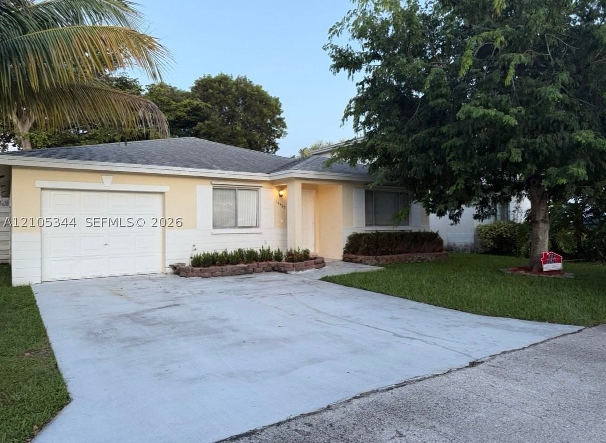 14465 Sw 139th Avenue Cir E - Photo 3 of 26