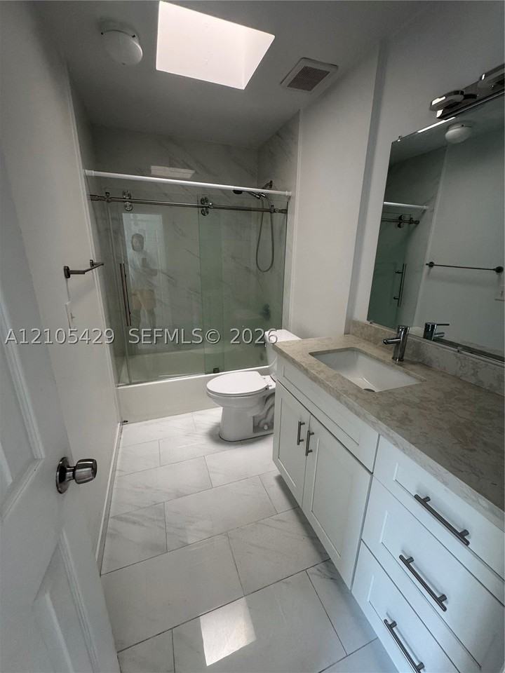 5740 Nw 194th Ter #5740 - Photo 7 of 11