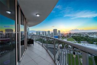 1750 N Bayshore Dr #2615 - Photo 1 of 1