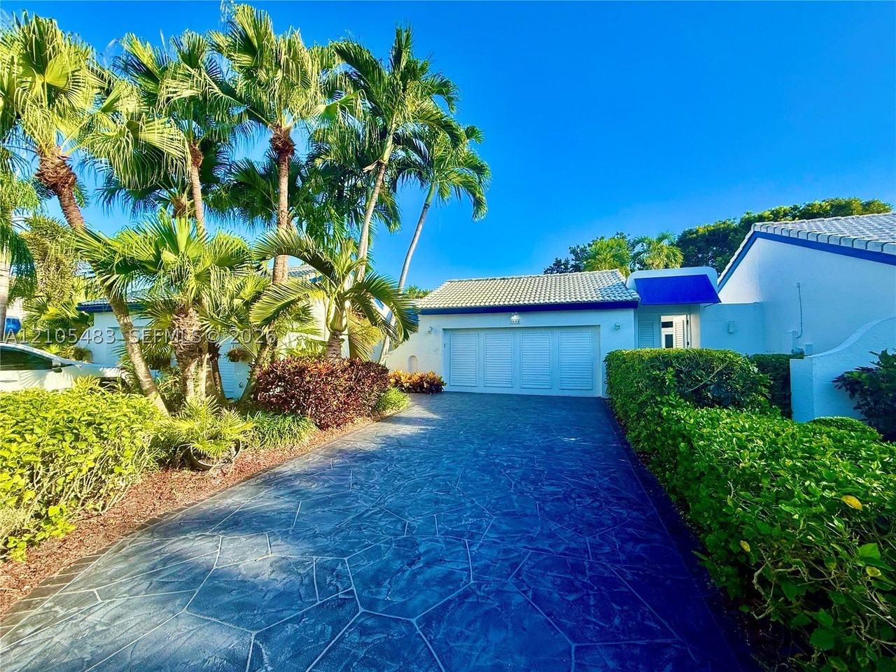 3688 Mykonos Ct - Photo 2 of 30