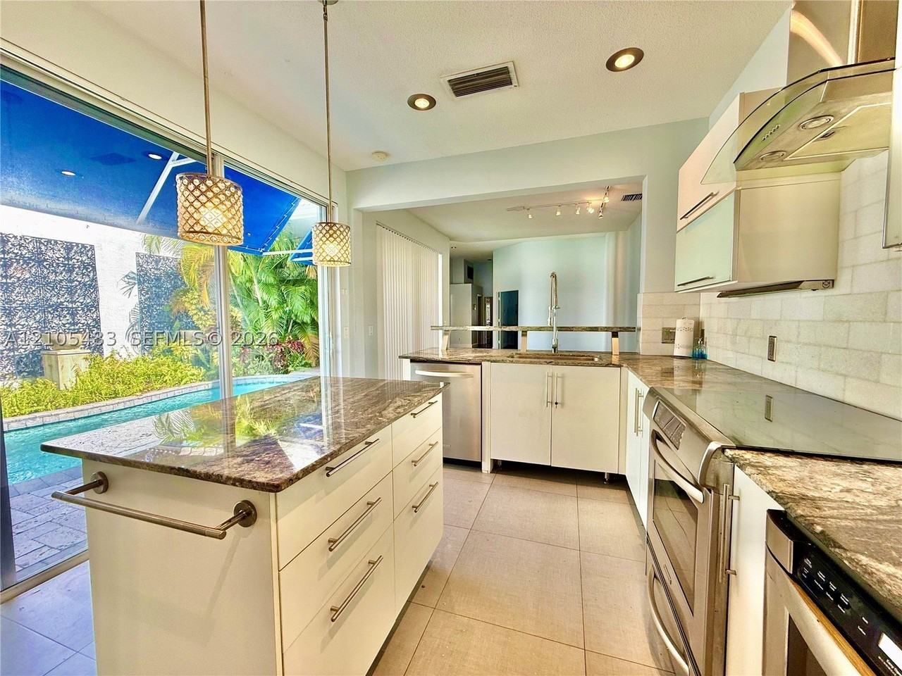 3688 Mykonos Ct - Photo 5 of 30