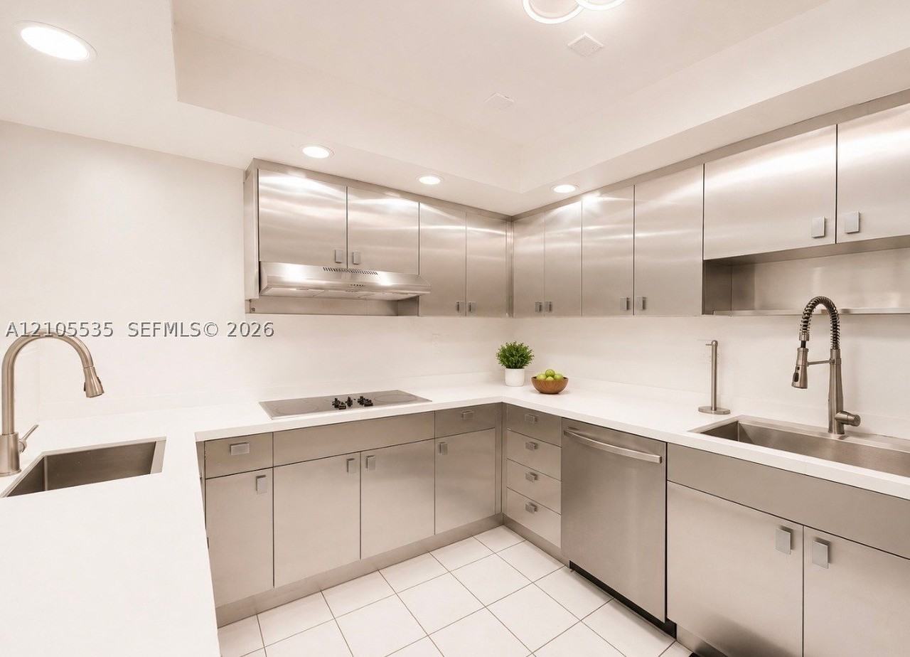 406 Saint Andrews Rd #53 - Photo 4 of 50
