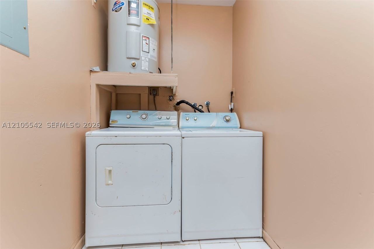 6333 Pierce St #2 - Photo 2 of 21