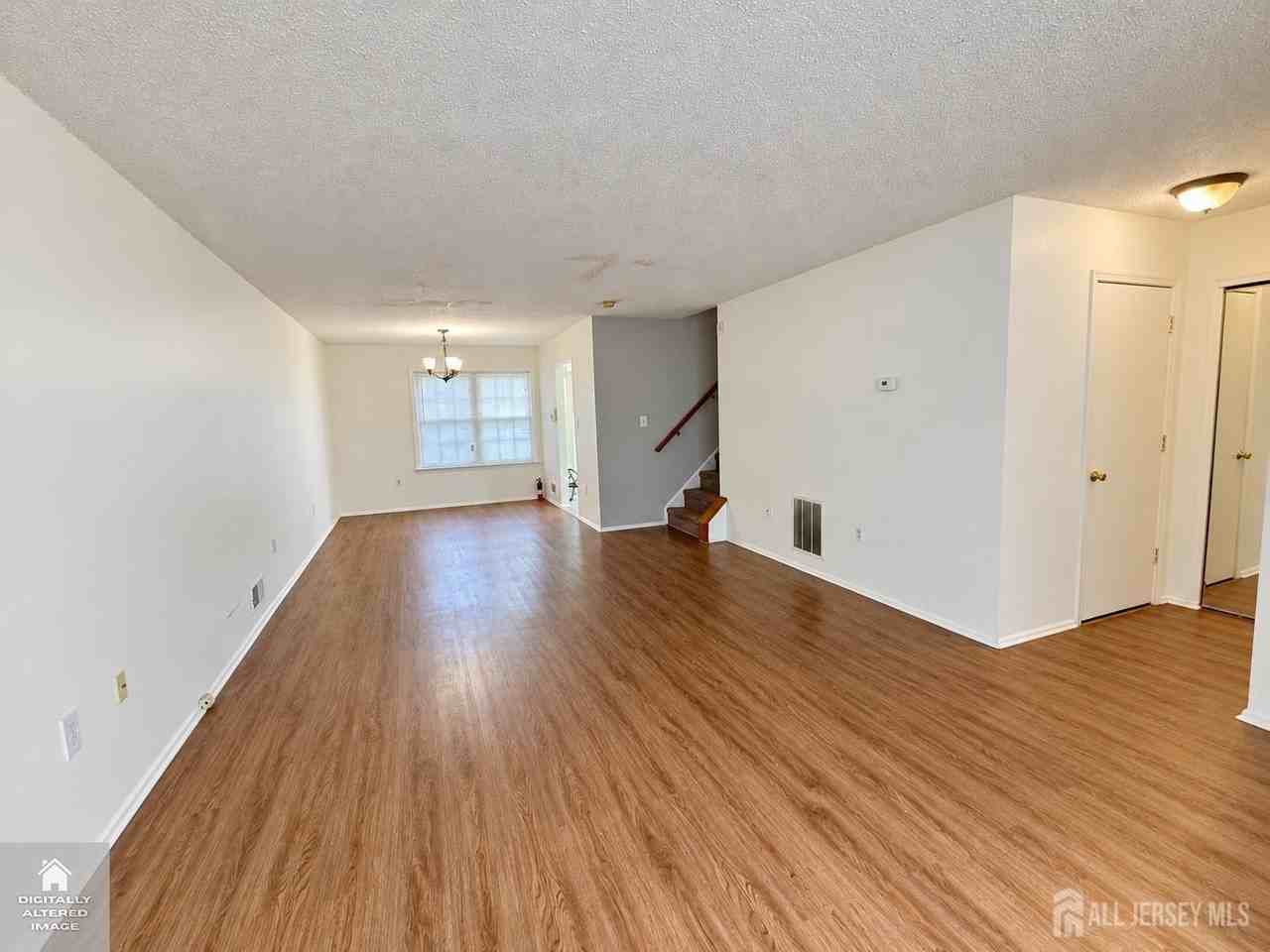 29 Albury Way - Photo 4 of 18