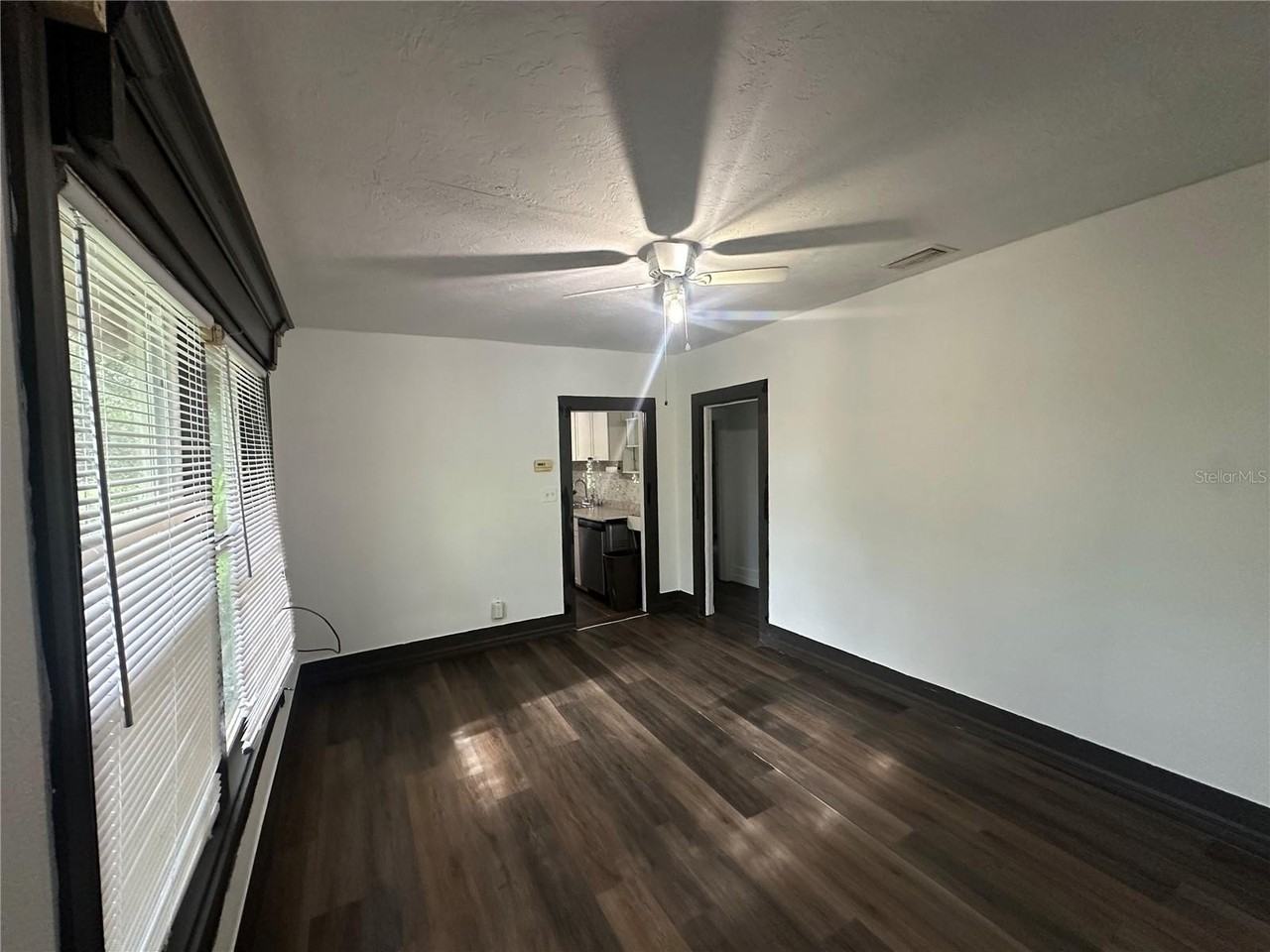 8725 N Silver Lake Rd - Photo 2 of 10