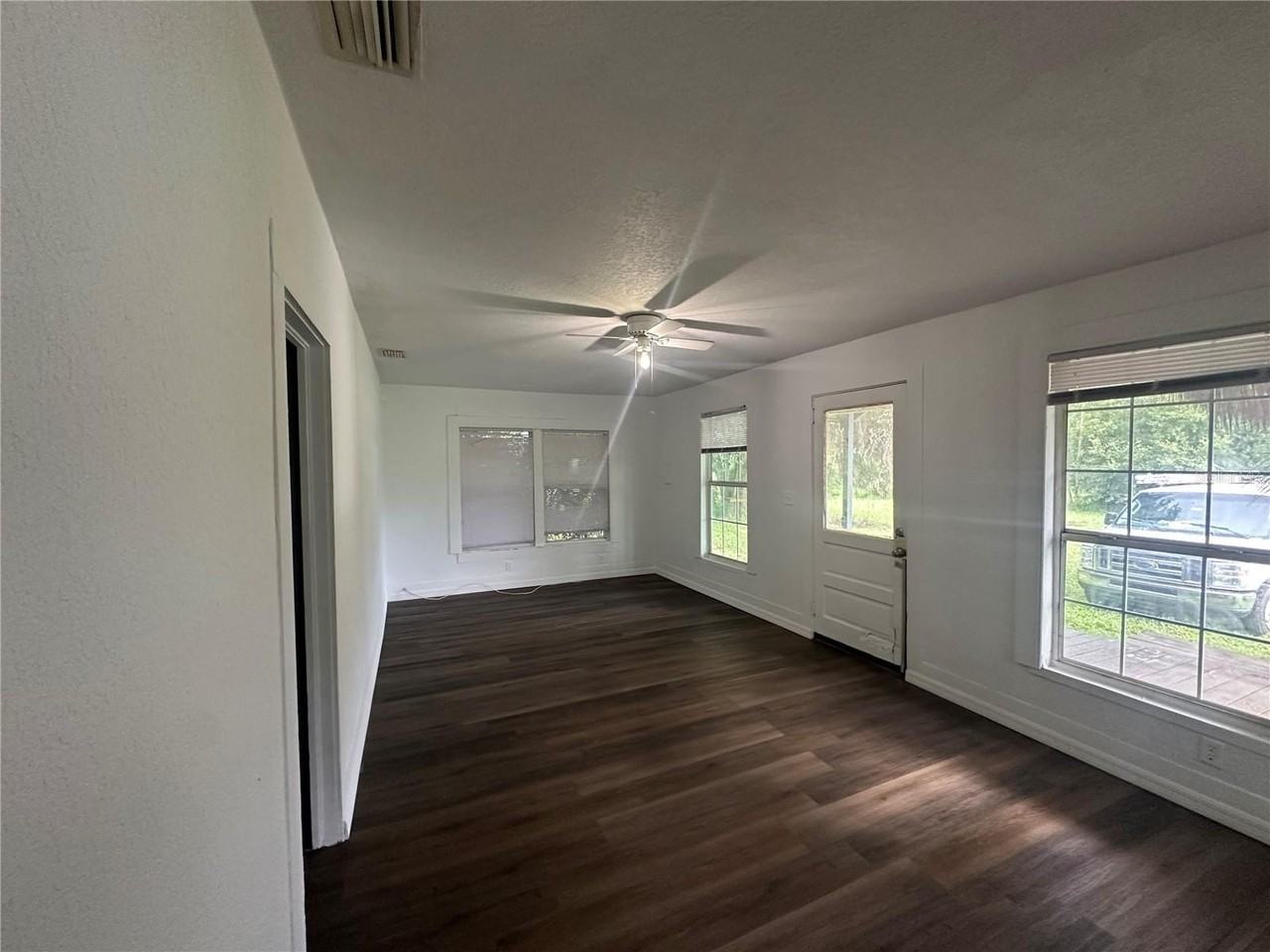 8725 N Silver Lake Rd - Photo 4 of 10