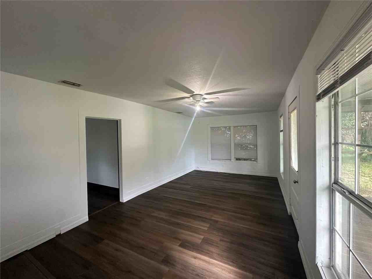 8725 N Silver Lake Rd - Photo 5 of 10