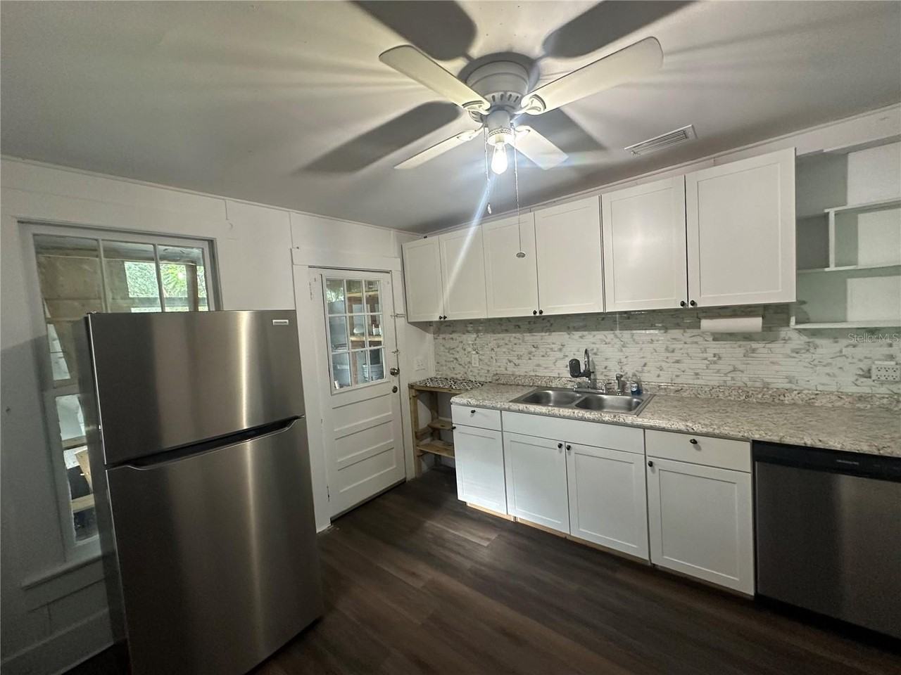 8725 N Silver Lake Rd - Photo 6 of 10