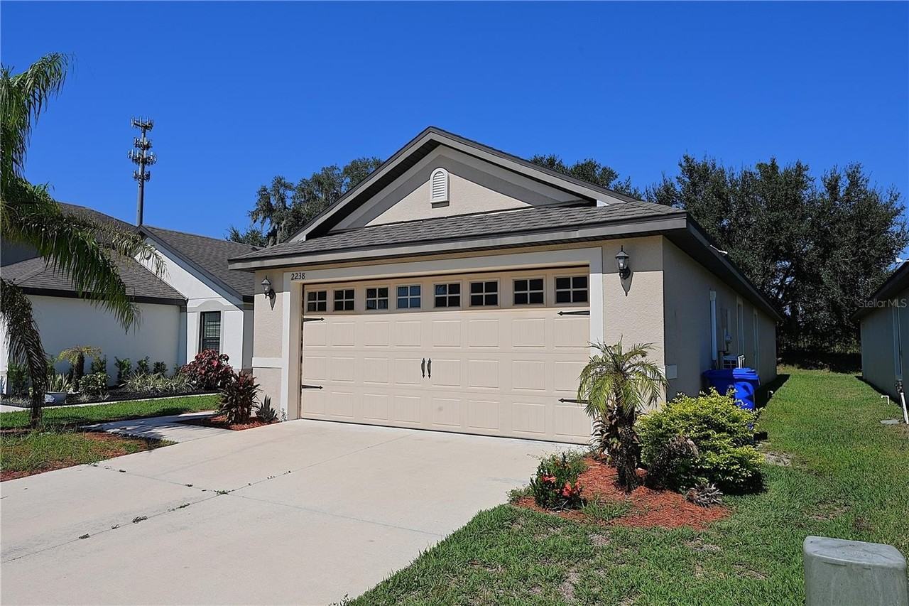 2238 Caspian Dr - Photo 3 of 39
