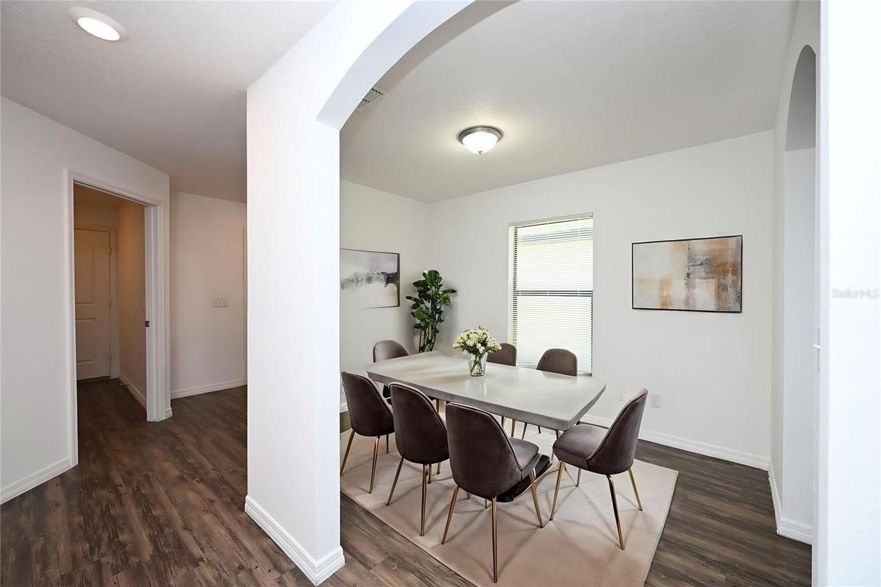 2238 Caspian Dr - Photo 7 of 39