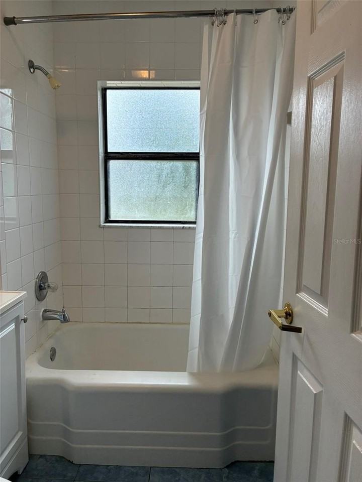 43 W Herrick Dr - Photo 6 of 13