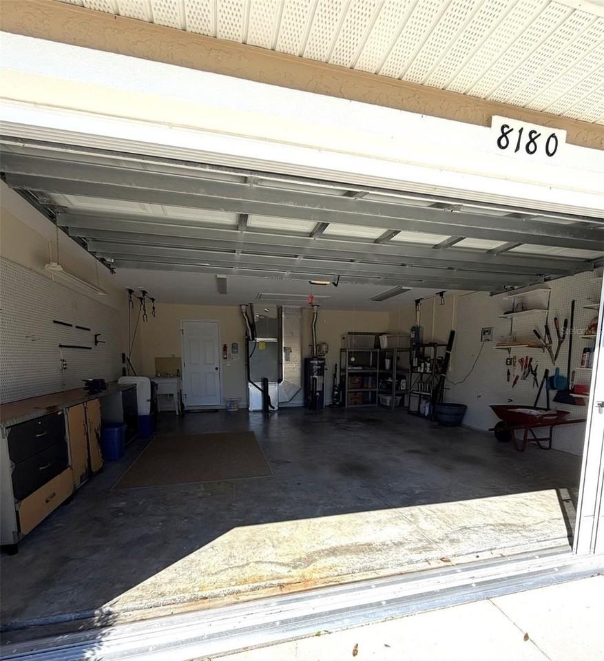 8180 Sw 80th Ter - Photo 4 of 33