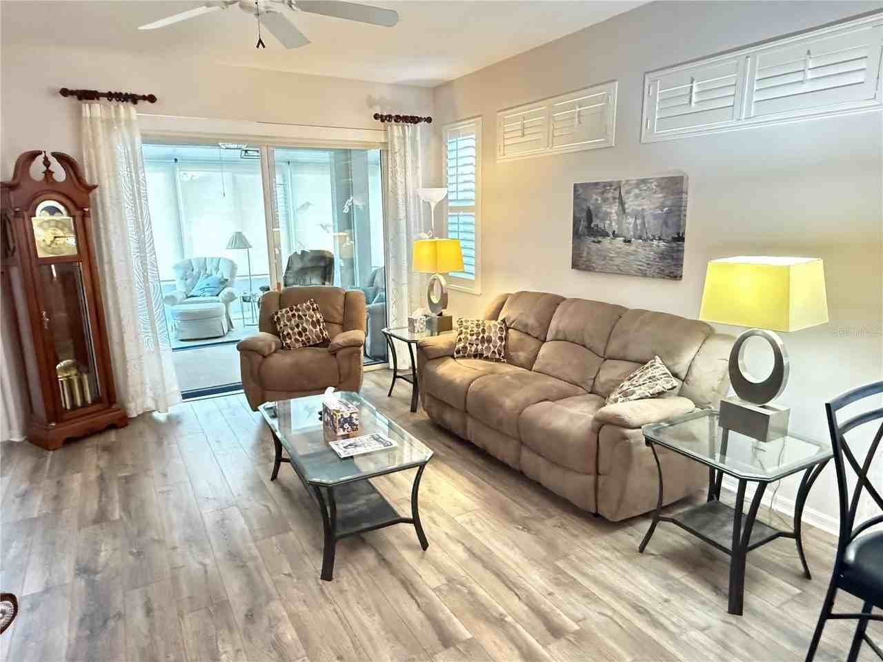 2052 Inverness Greens Dr - Photo 5 of 22