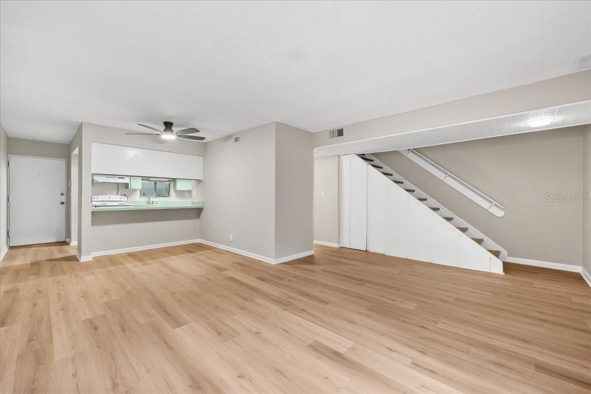 7903 Cedar Dr - Photo 5 of 33