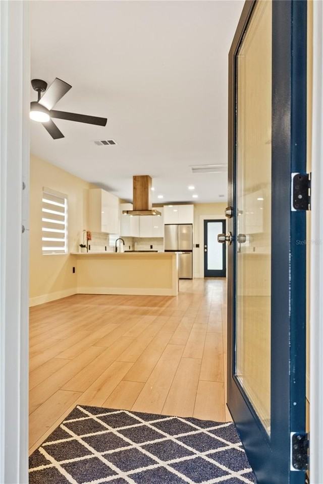 6910 N Brevard Ave - Photo 4 of 21