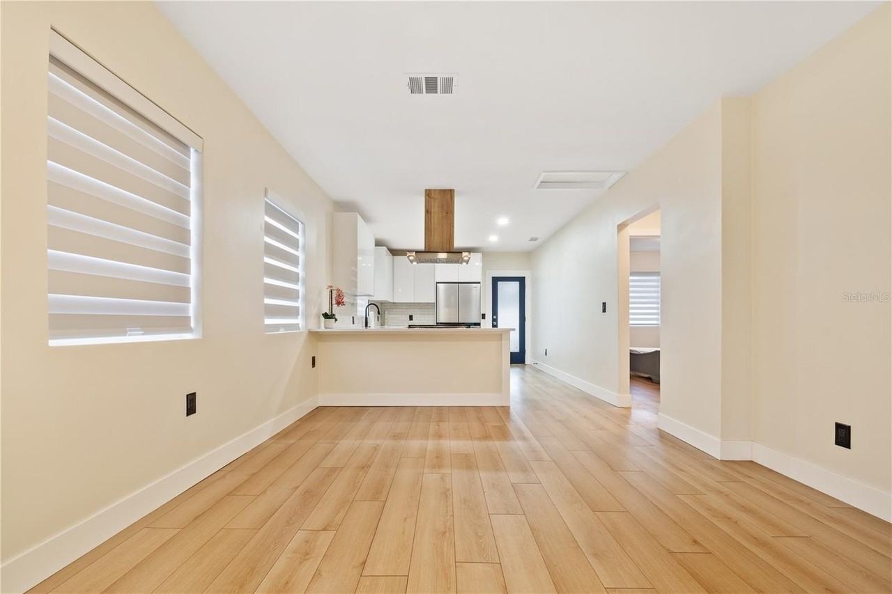 6910 N Brevard Ave - Photo 6 of 21