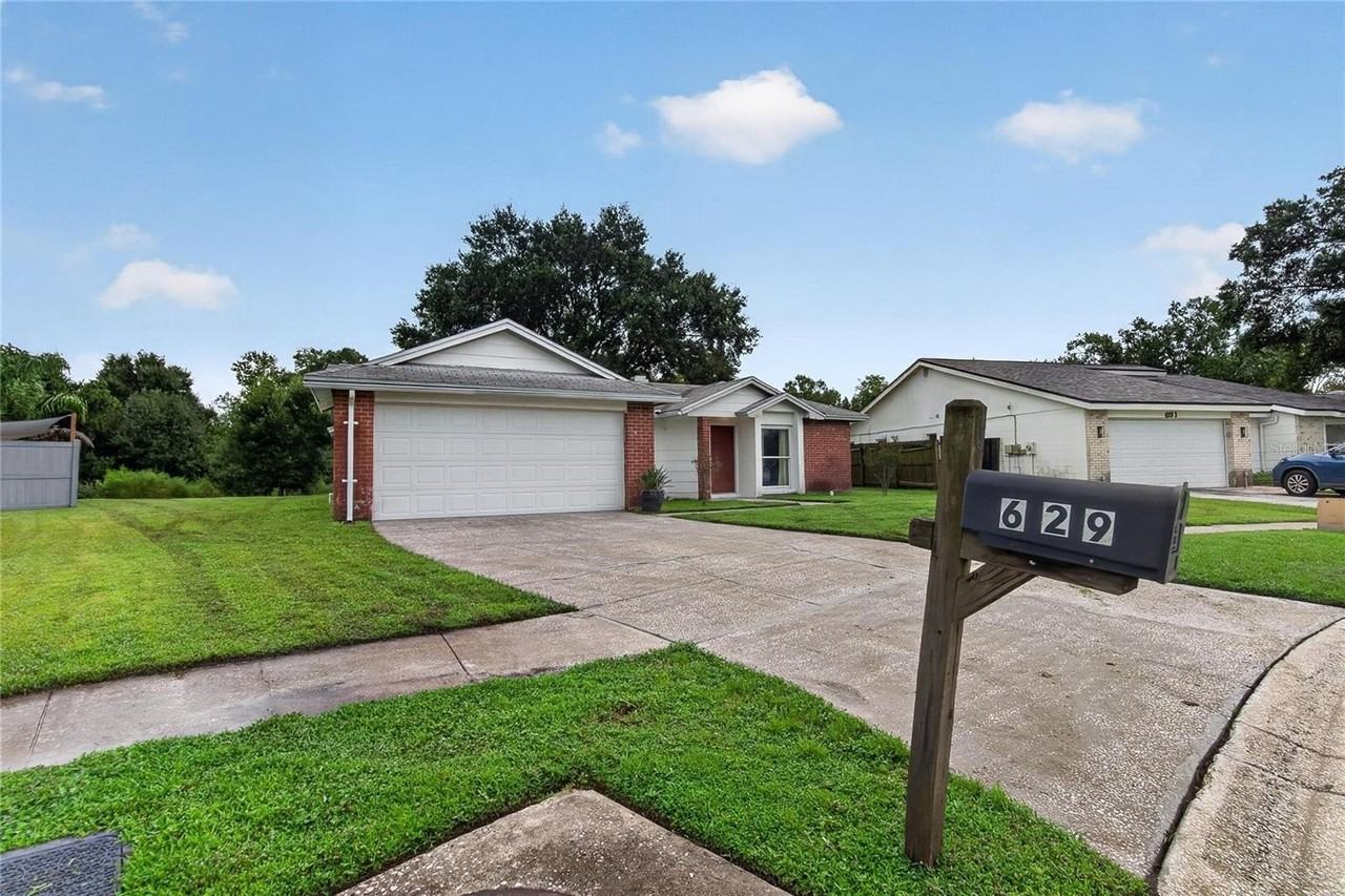 629 Stillview Cir - Photo 5 of 50