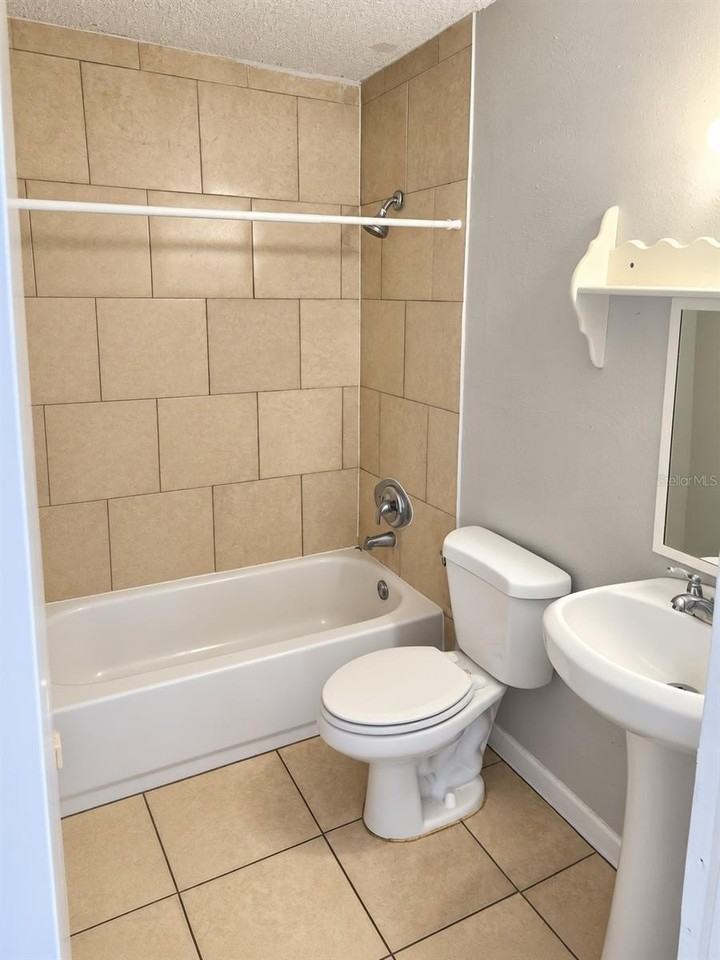 8306 N 13th St - Photo 6 of 7