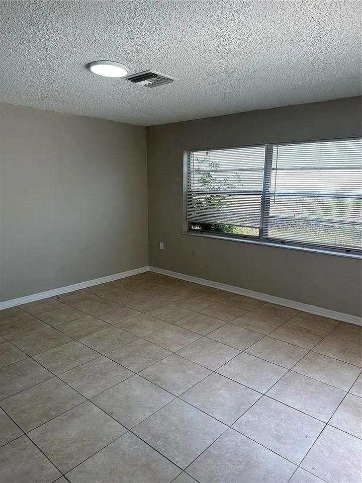 3413 Dove Hollow Ct - Photo 4 of 10