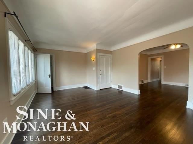 934 Nottingham Rd - Photo 4 of 19