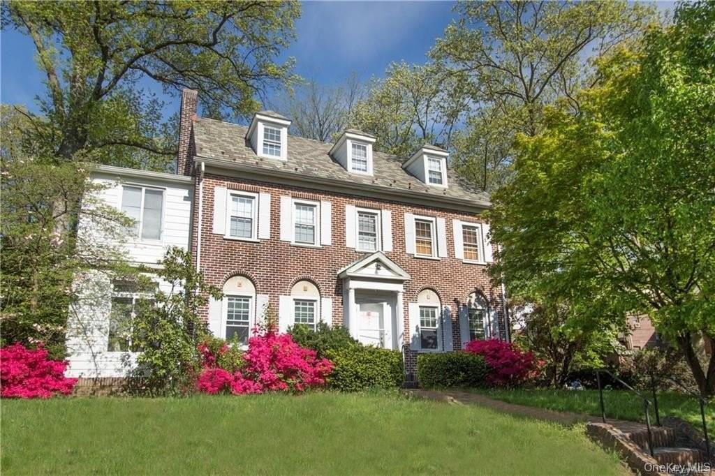 70 Frederick Pl