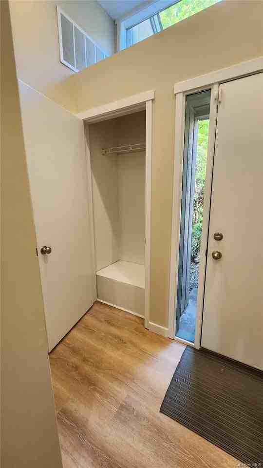578 Heritage Hls #D - Photo 3 of 26