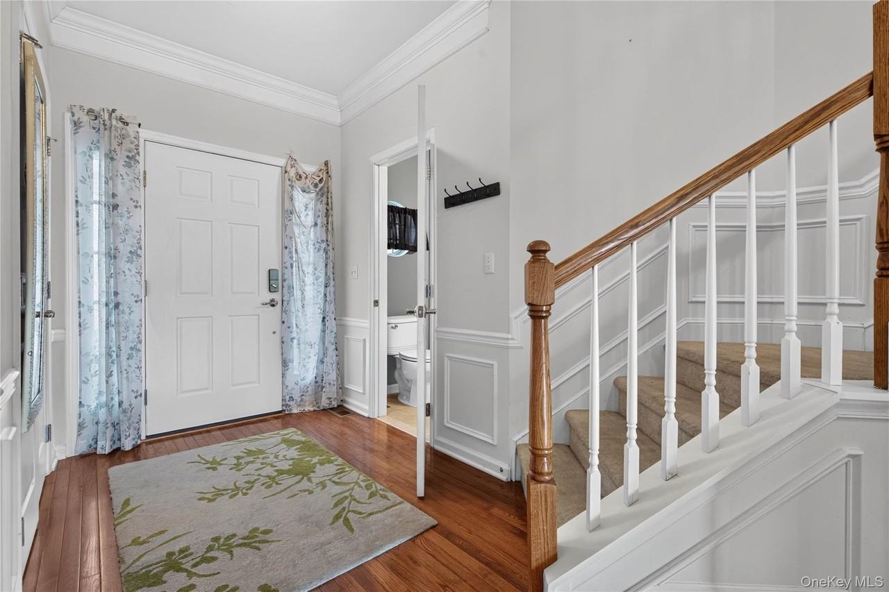 30 Banbury Way #1204 - Photo 2 of 46