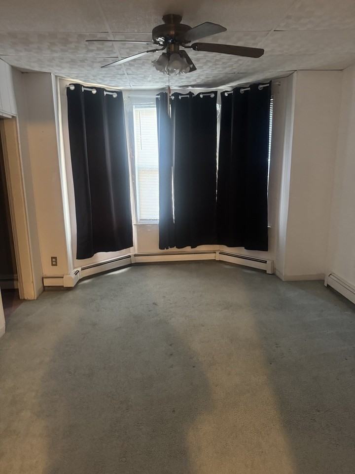 181 London St #2 - Photo 7 of 13