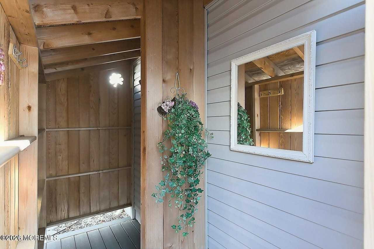 21 Jersey City Ave - Photo 6 of 20