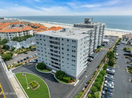 featured image of 675 Ocean Ave #4I