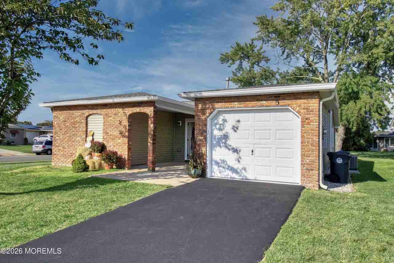27 Rossetti Ct - Photo 2 of 37