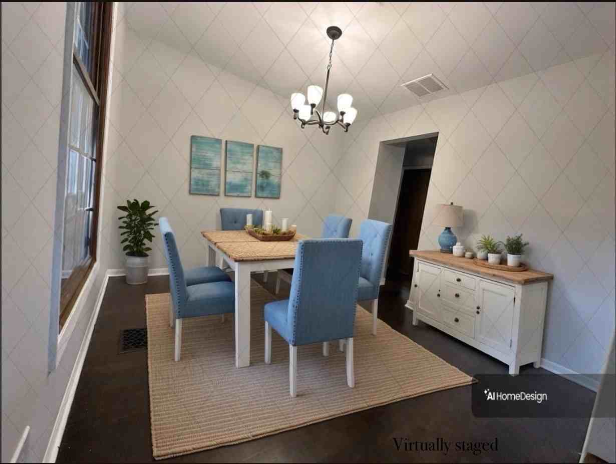 1344 Queensgreen Cir - Photo 4 of 10
