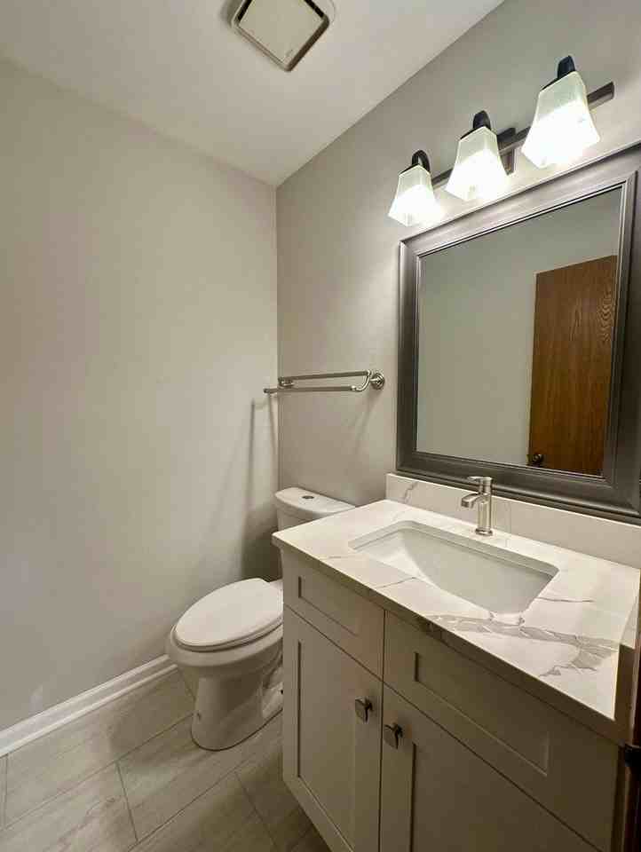 1344 Queensgreen Cir - Photo 6 of 10
