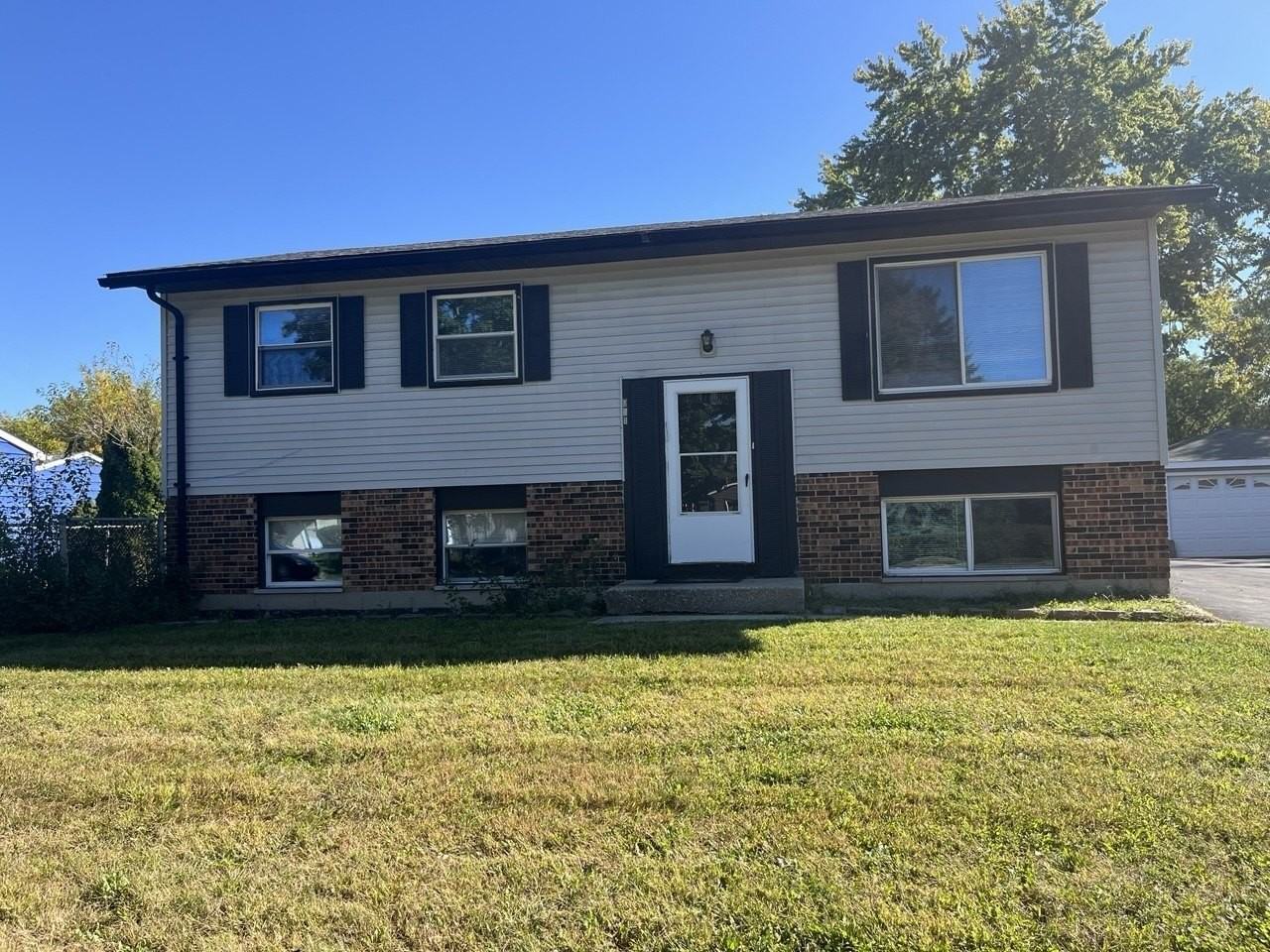 178 Valley Dr - Photo 2 of 10