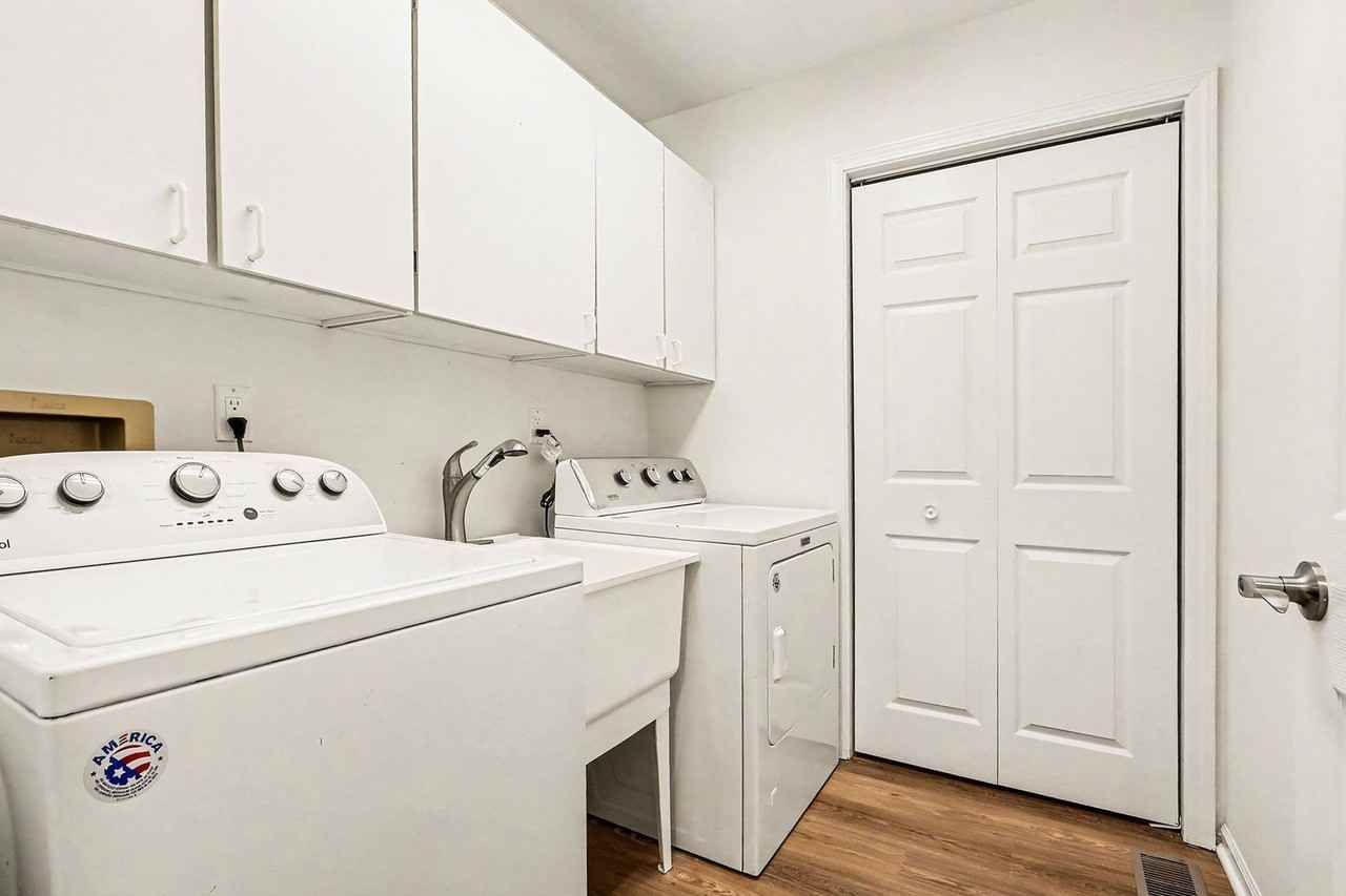 408 Jackson St #B - Photo 7 of 16