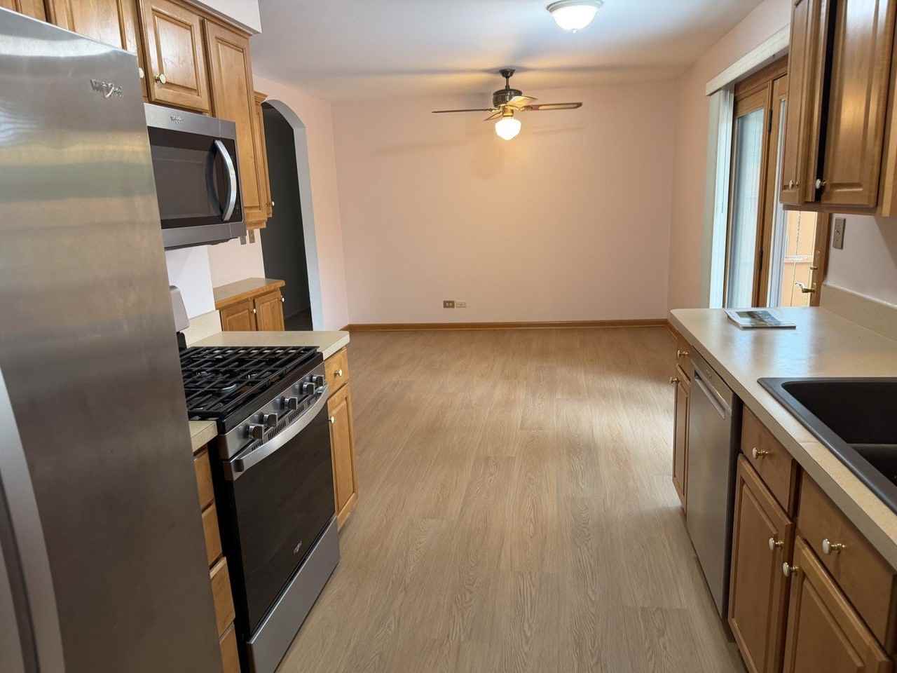 1109 Kingwood Ln - Photo 5 of 17