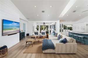 featured image of 339 4th Ave N