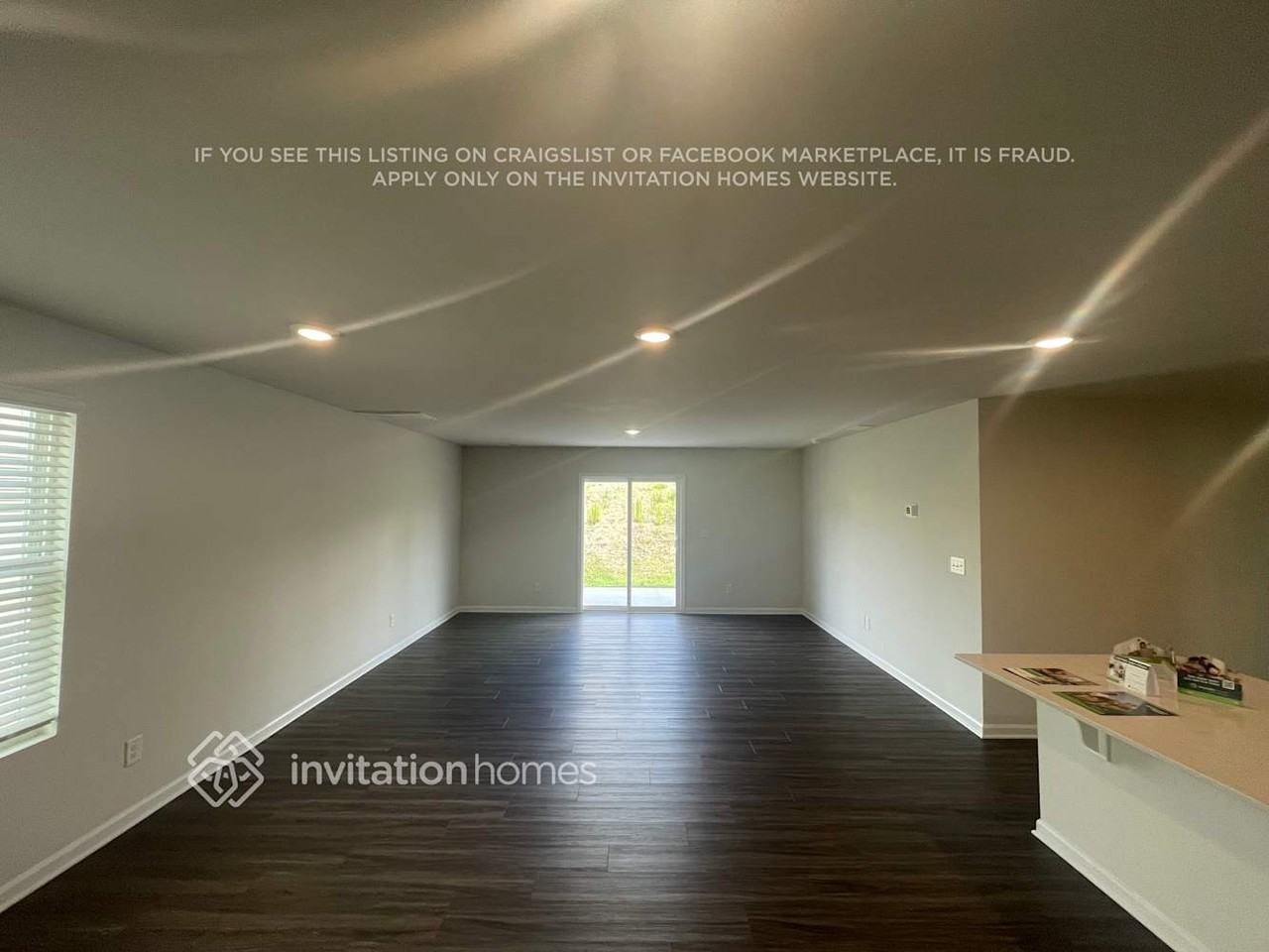 5117 Spring Breeze Blvd - Photo 5 of 21
