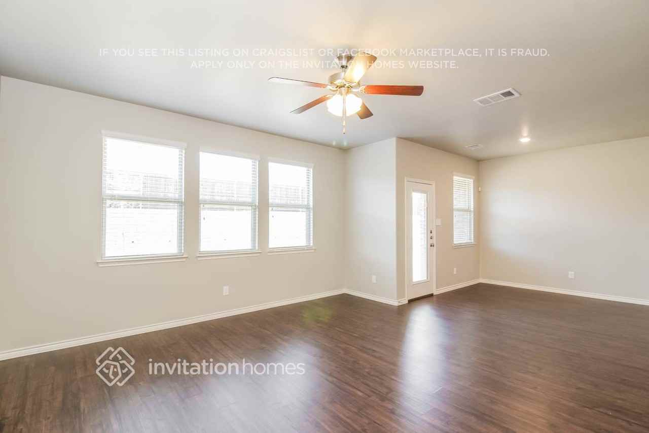 2909 Colorado Dr - Photo 7 of 16